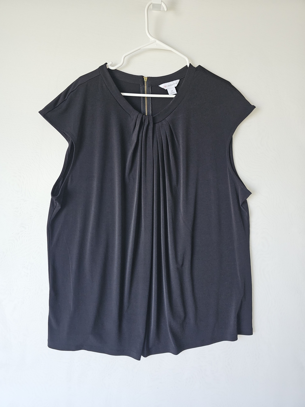 Liz Claiborne Black Pleated Front Cap Sleeve Blouse - Size 2X